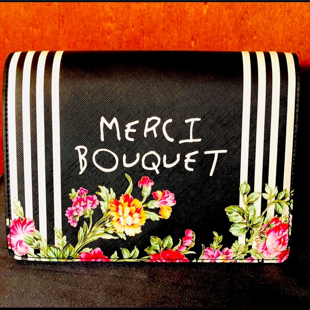 🌺🌺BNWT Betsey Johnson Merci Bouquet Handbag🌺🌺